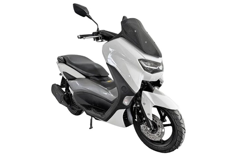 Скутер NMAX 49сс белый