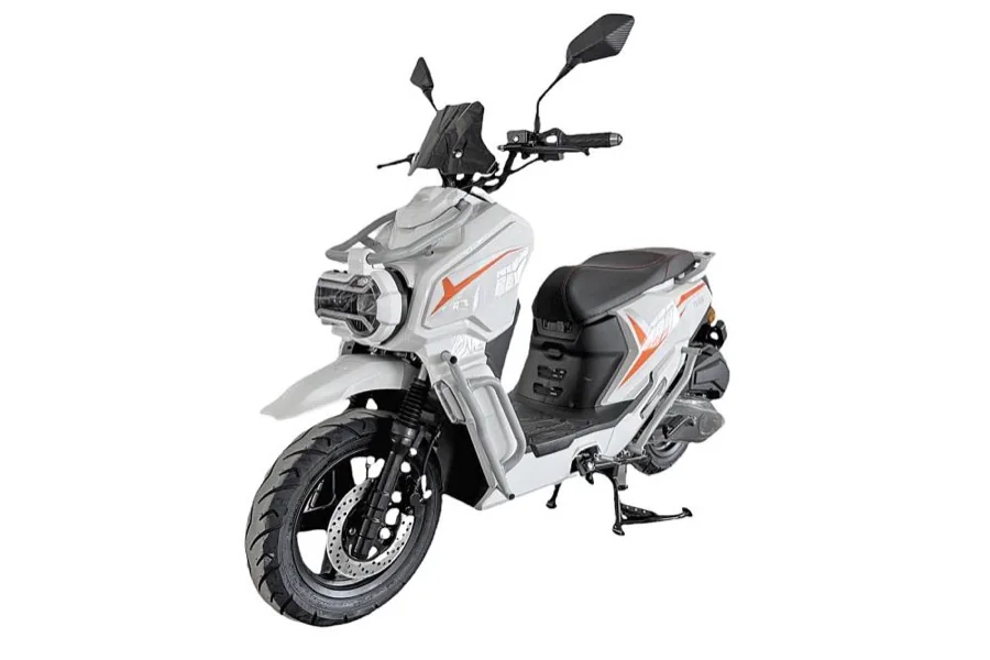 Скутер TANK RESTYLING 49сс белый
