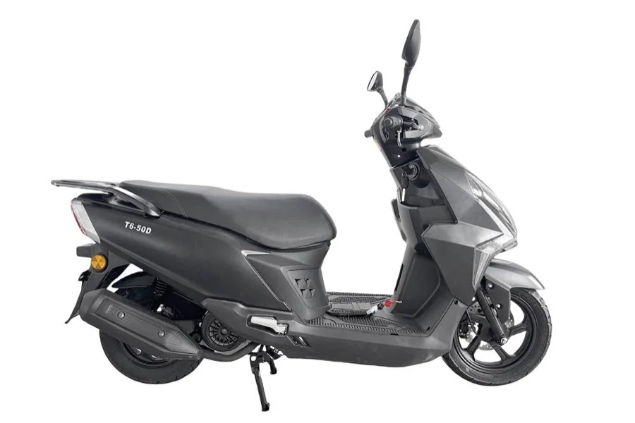 Скутер Unic 49сс черный